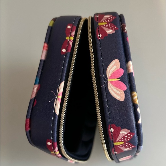 ANN TAYLOR JEWELRY CASE - Picture 1 of 4